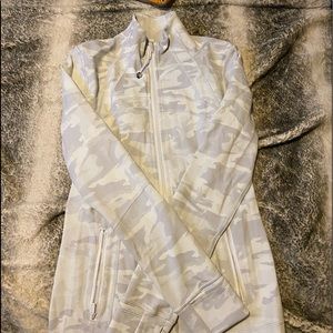 Lululemon define jacket camo